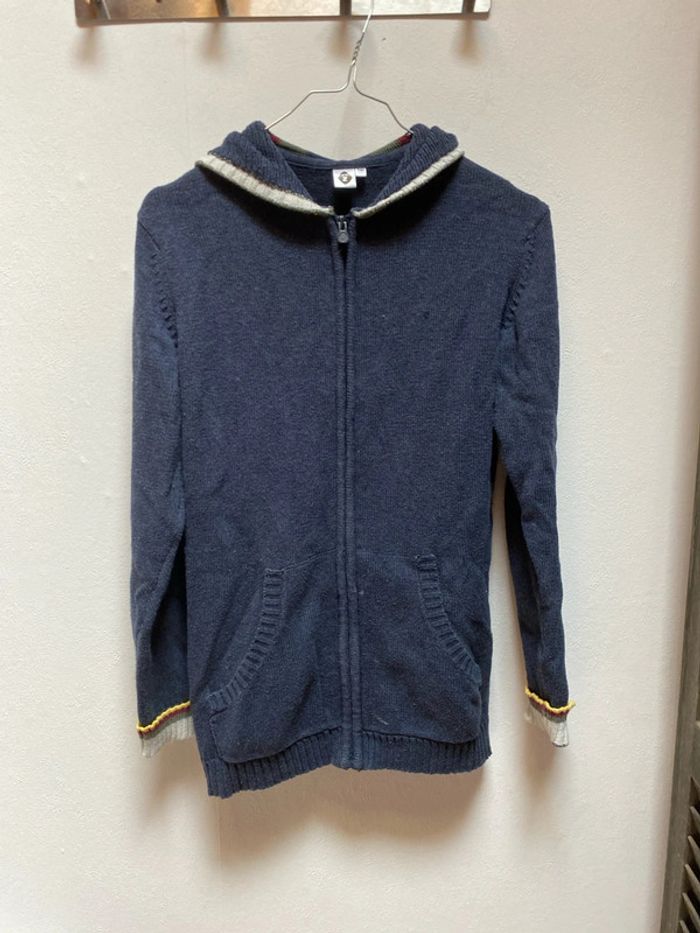 Gilet à capuche