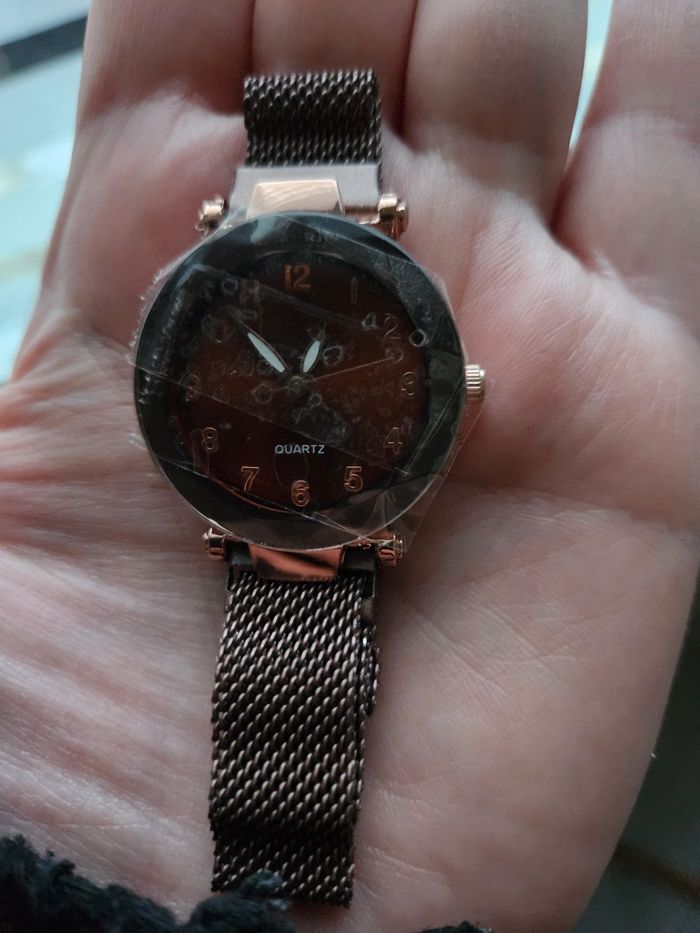 Montre femme - photo numéro 2