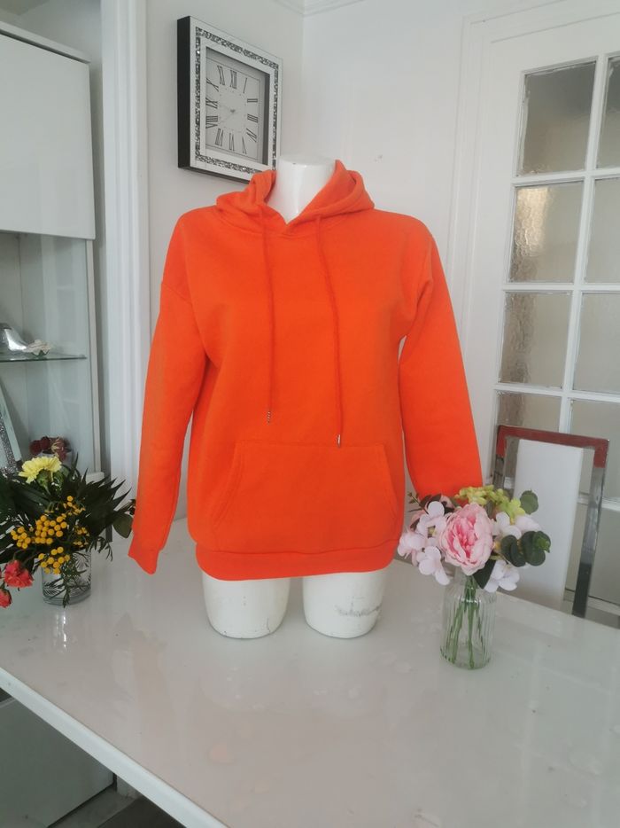 🧡🤍Jolie Sweat A Capuche Shein 🧡🤍 - photo numéro 3