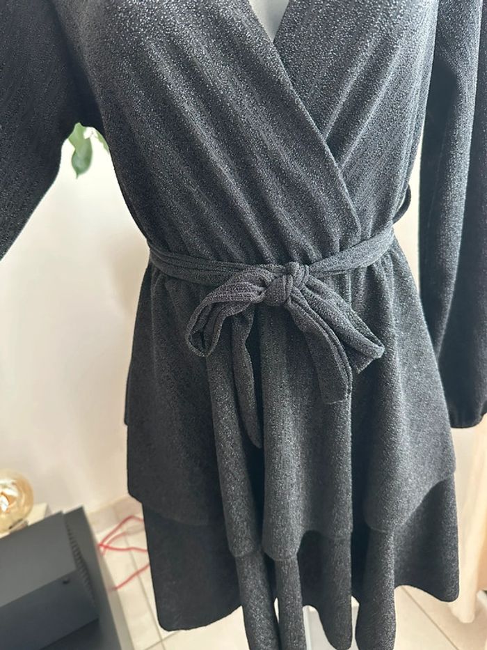 Robe noire brillante - photo numéro 7