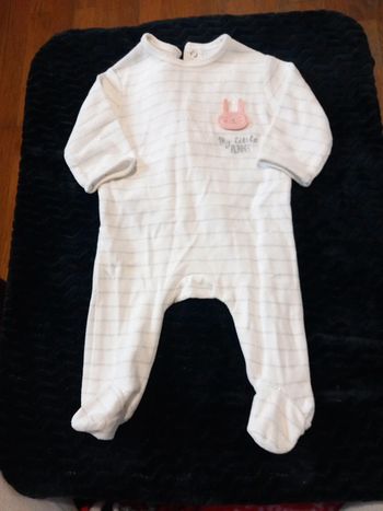 Pyjama taille 3mois kiabi