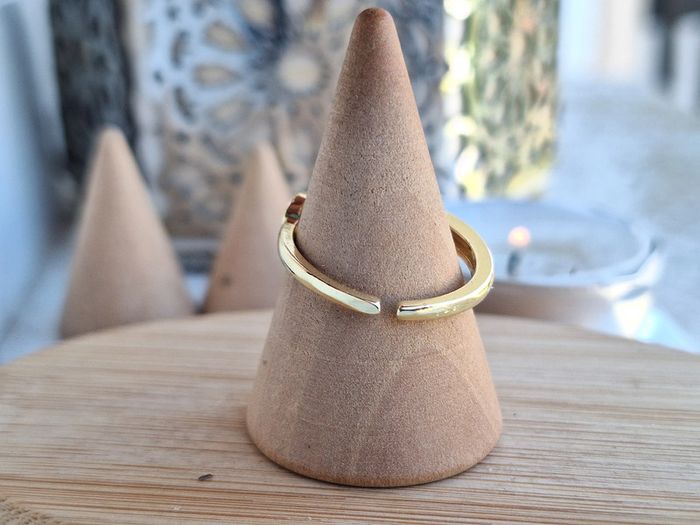 Bague ouverte Dorée avec strass design Ovale Réglable, Bague de fiançailles pour femmes - photo numéro 3