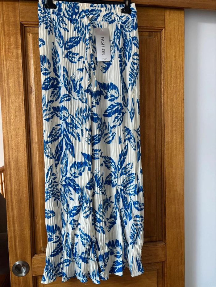 Pantalon fluide fleuri