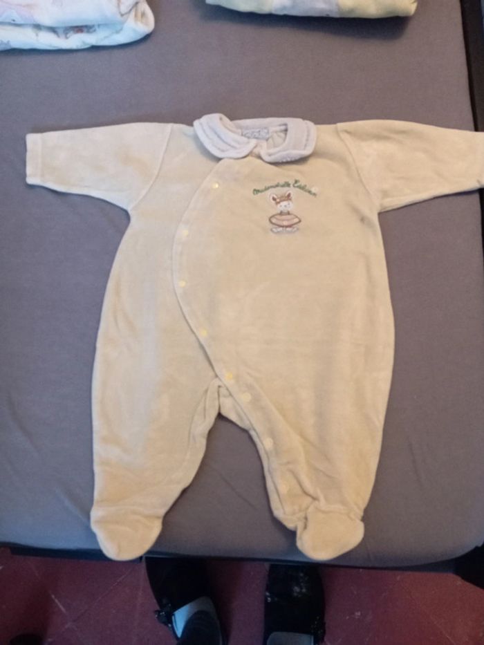 Lot de 5 pyjamas taille 3 mois - photo numéro 4