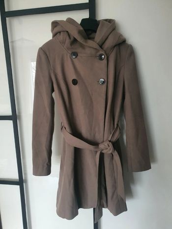 Manteau élégant, laine, façon trench/peignoir. Taille 36