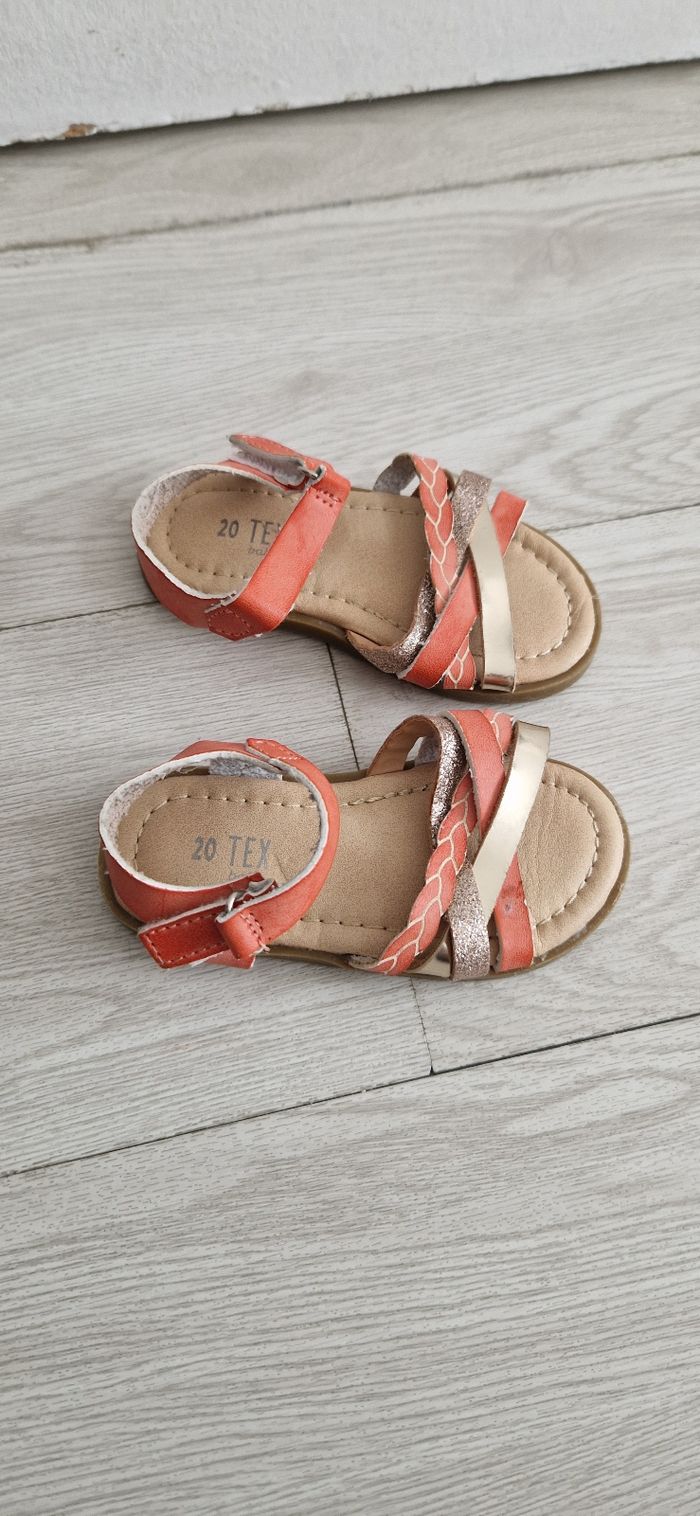 Sandales bébé fille - photo numéro 2