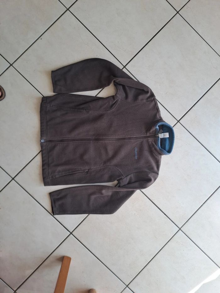 Lot 10 ans sweat et tee shirt manches longues - photo numéro 3