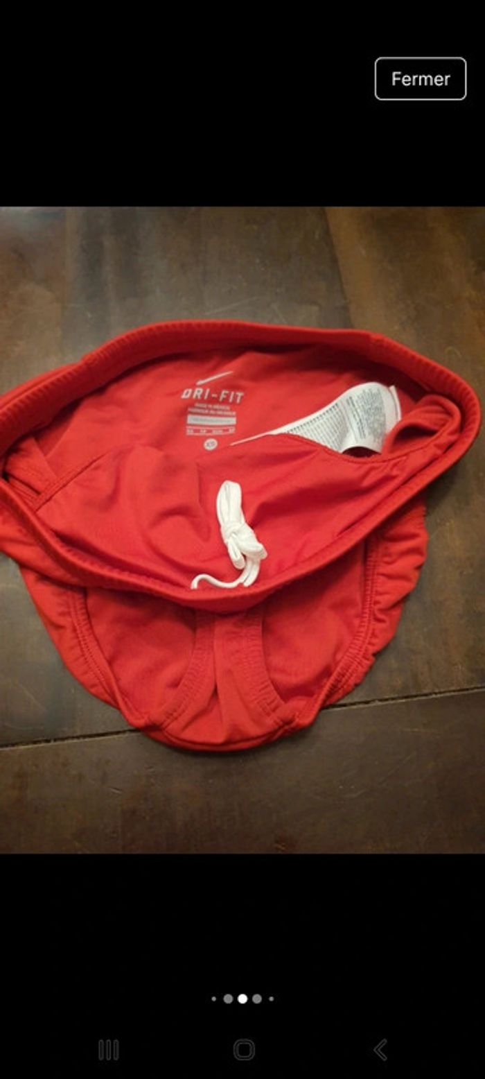 Short de course Nike rouge femme XS neuf - photo numéro 9