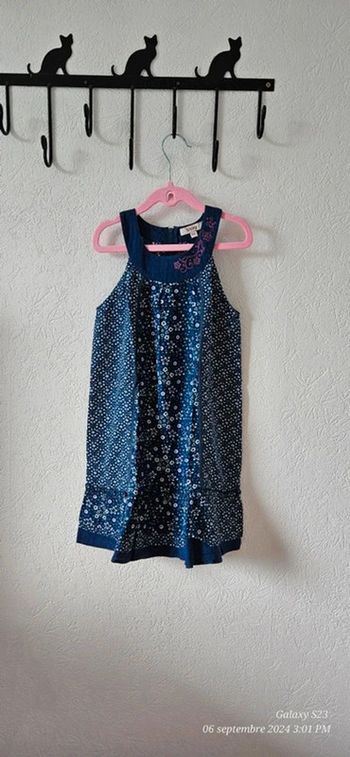 Robe fleurie sans manches 8A gémo