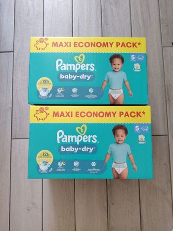 188 couches Pampers taille 5