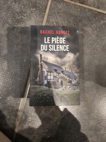 Livre : Le Piege du silence