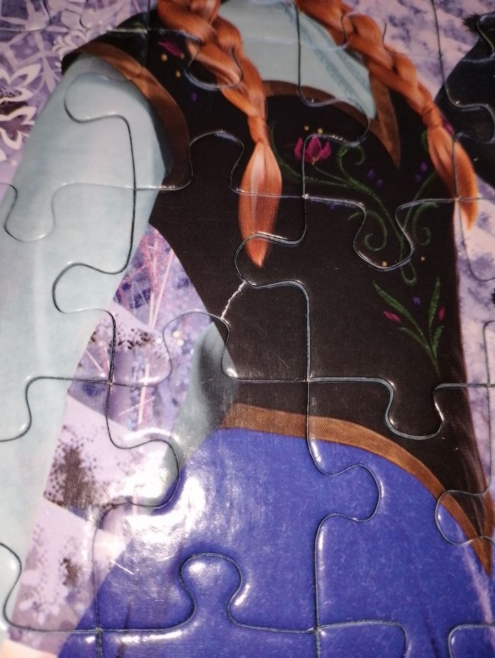 Puzzle comme neuf reine des neige Disney
Nathan - photo numéro 6