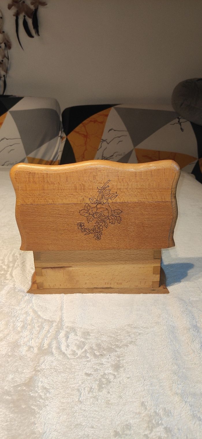 Boîte à bijoux vintage en bois massif - photo numéro 8