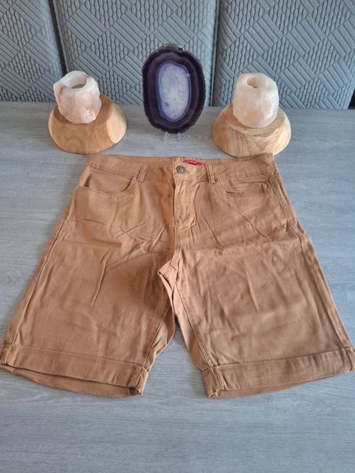 Short chino camel kiabi 42
