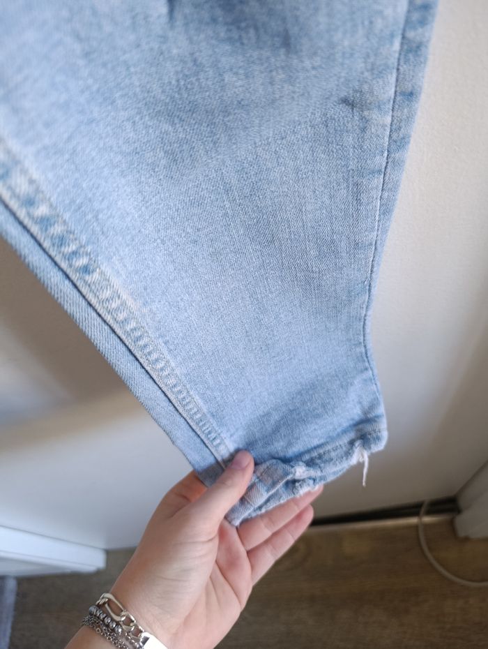 Jean Bershka troué - effet délavé tendance - photo numéro 3