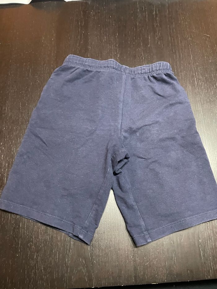 Short bleu marine - photo numéro 2