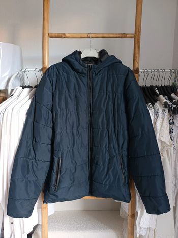 Doudoune à capuche bleu marine Gémo Man taille M