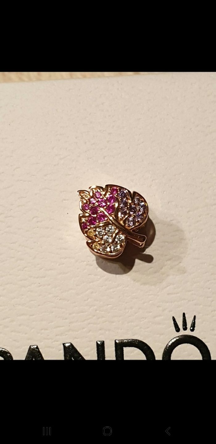 Charm Pandora Rose "Feuille Pavée Scintillante" - photo numéro 3