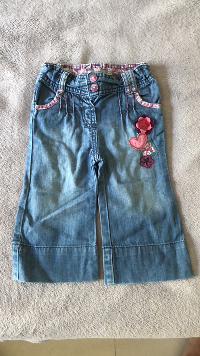 Jeans tape à l’œil