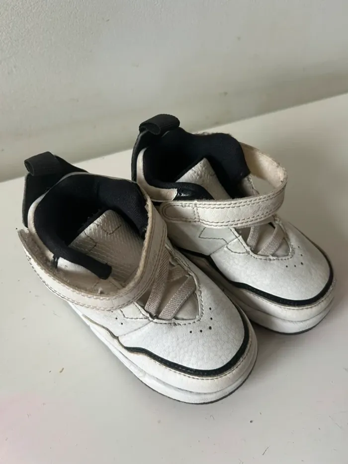 Air Jordan Rétro 3 Bébé - 21 - blanc et noir - photo numéro 2