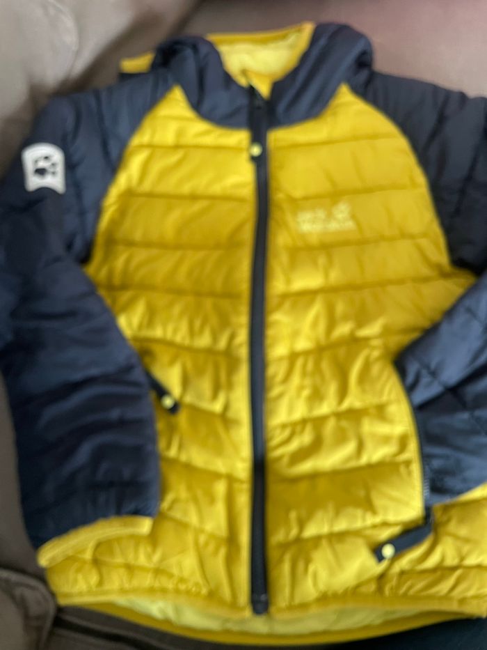 Veste chaude Jack Wolfskin 6 ans