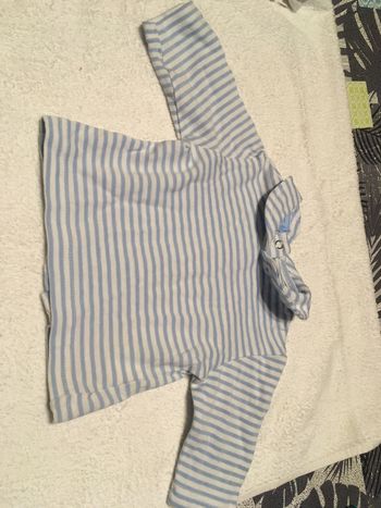 Haut épais l enfant do 3 mois