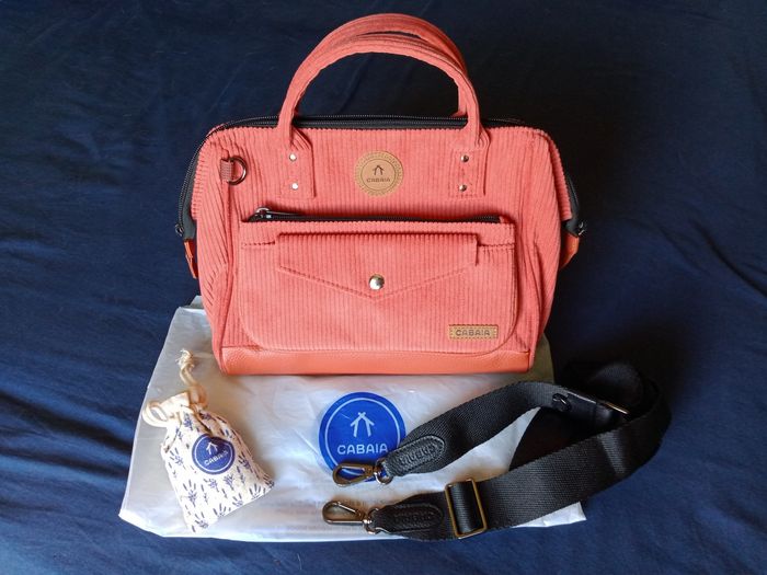 Cabaia Crossbody Medium velours