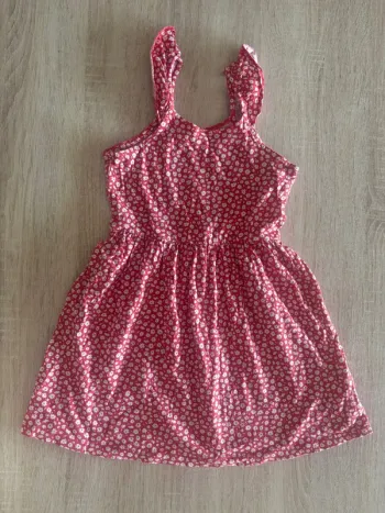 Robe fleurie rouge