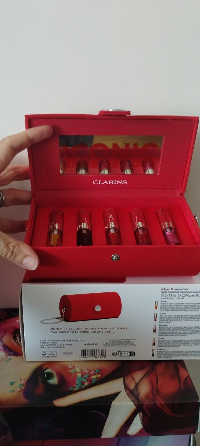Coffret sac oil confort oil clarins - photo numéro 4