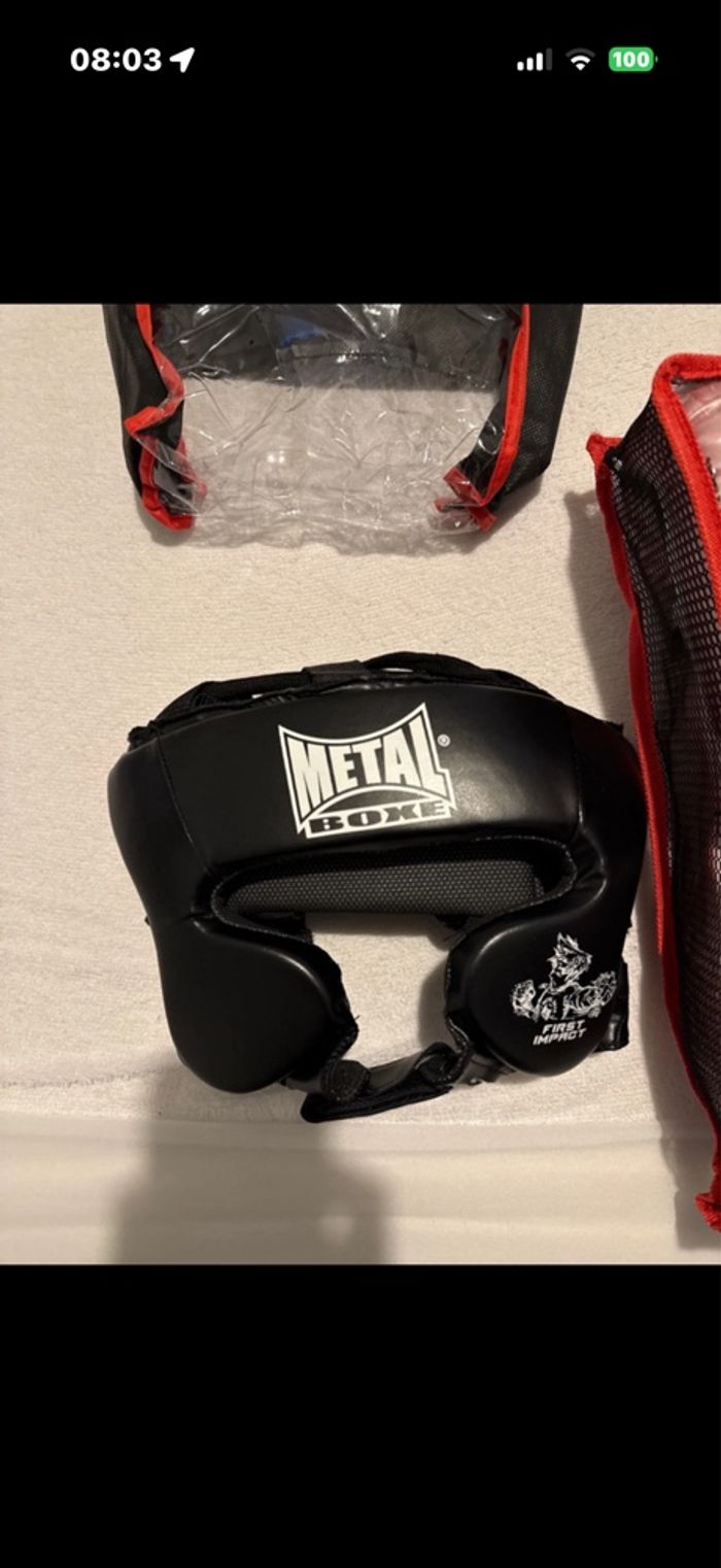 Gant de boxe  protège tibia casque - photo numéro 2