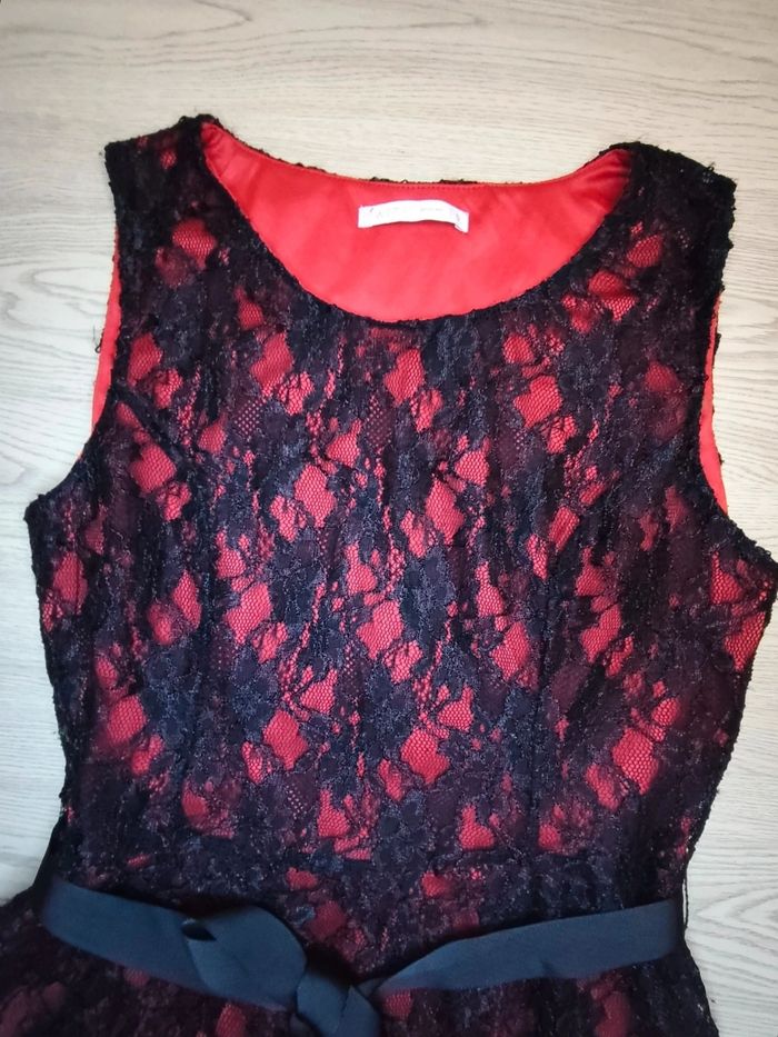Robe de fête rouge dentelle noir taille s - photo numéro 4