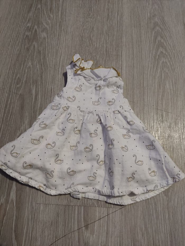 Robe taille 1 mois