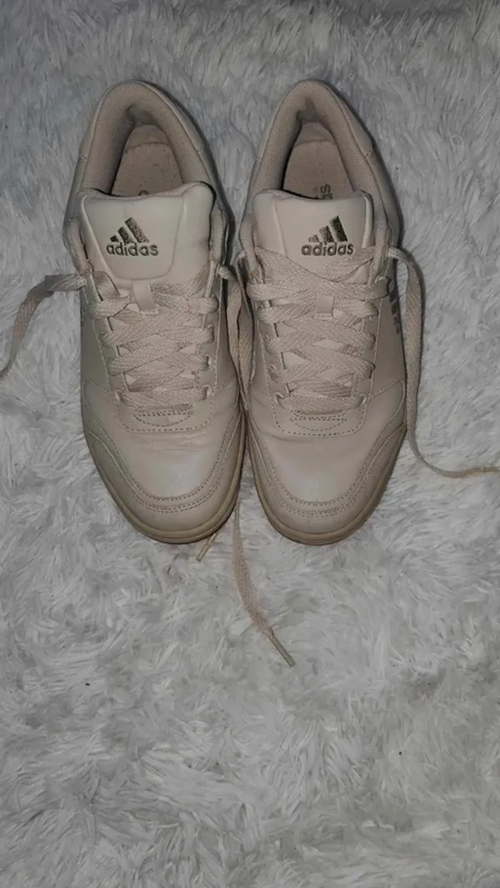 baskets Adidas crème pointure 38 - photo numéro 10