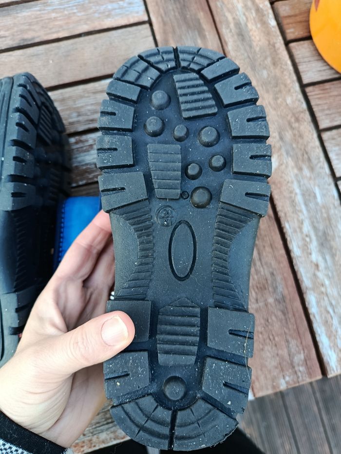 Bottes de neige / après ski taille 30-31 - photo numéro 4