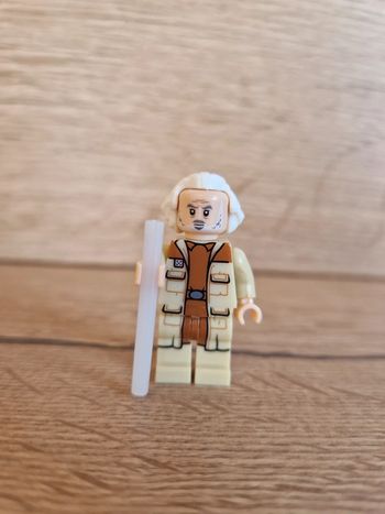 Figurine type lego Général Dodonna star wars