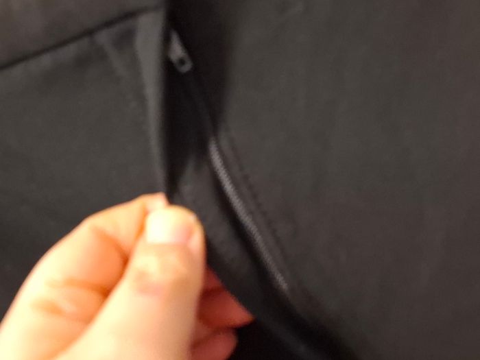 Pontalon h&m taille 42 en très bon état - photo numéro 6