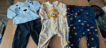 Lot 3 pyjamas