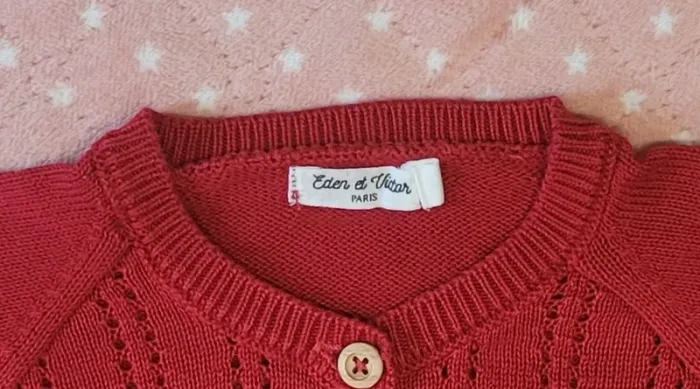 Gilet rouge - Taille 12mois - photo numéro 2