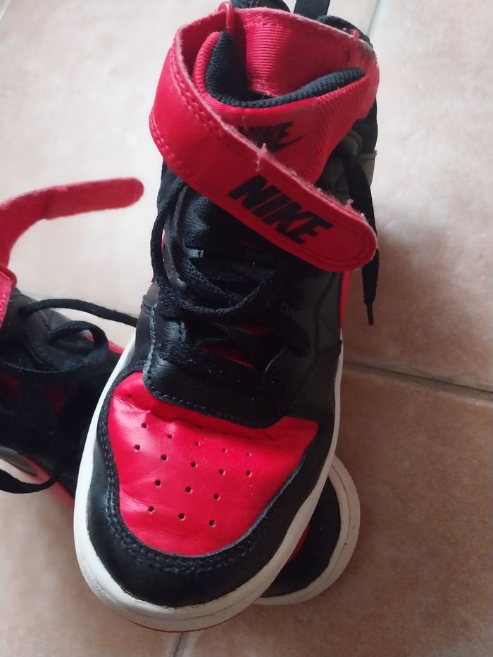 Baskets nike 38.5 - photo numéro 2