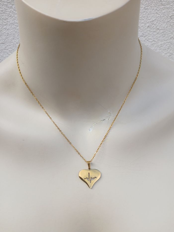 Collier en acier inoxydable doré coeur onde - photo numéro 2