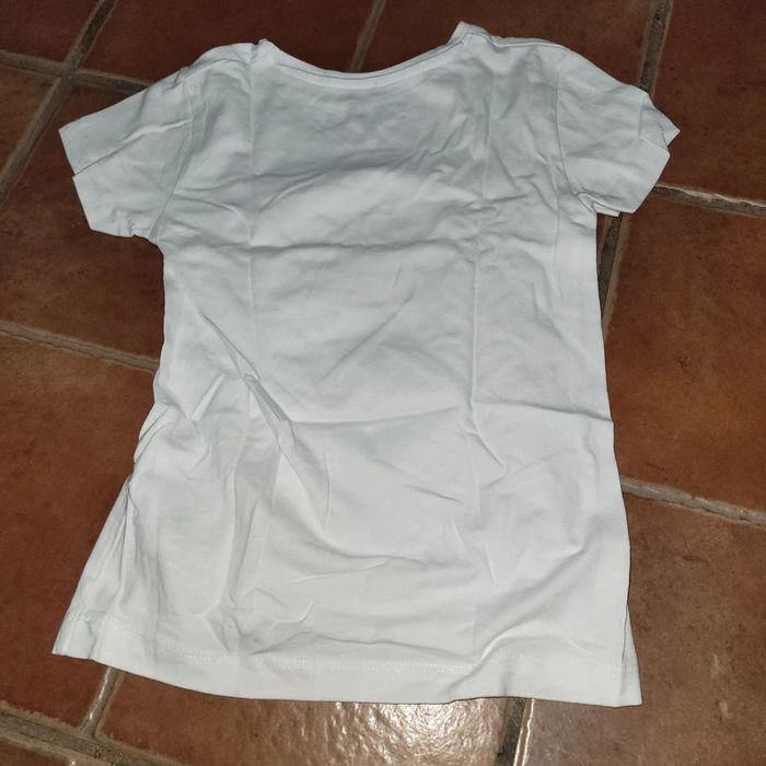 Tee-shirt blanc 7/8 ans - photo numéro 2