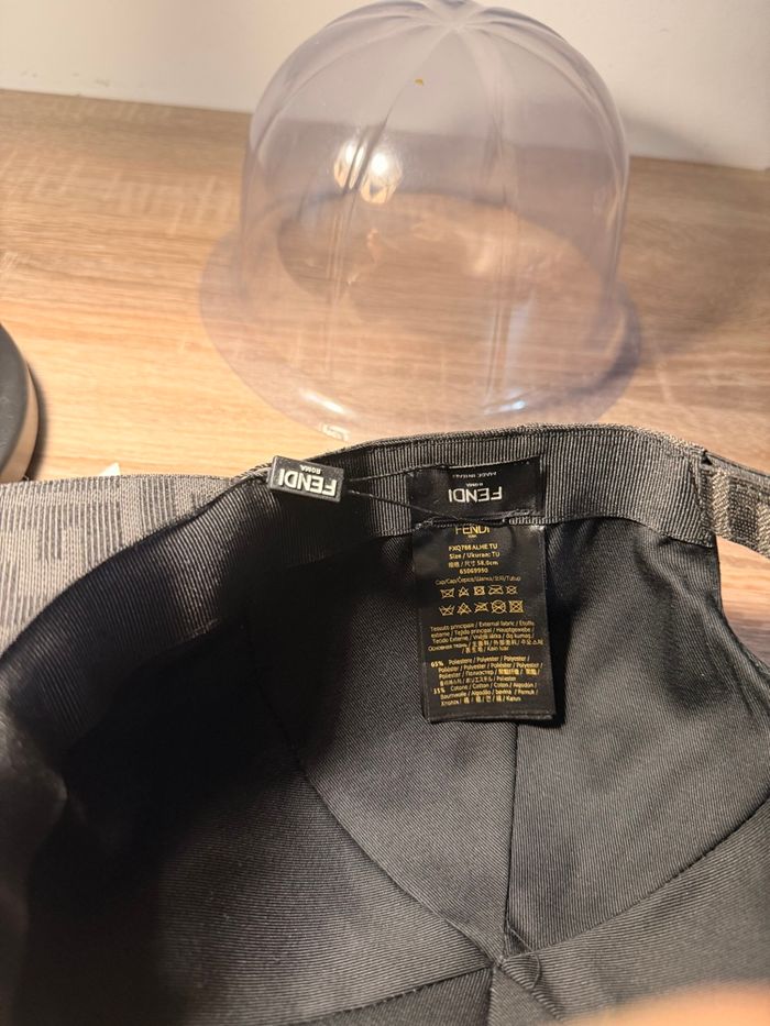 Casquette Fendi Noir - photo numéro 8