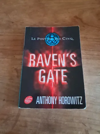 Livre le pouvoir des cinq tome 1