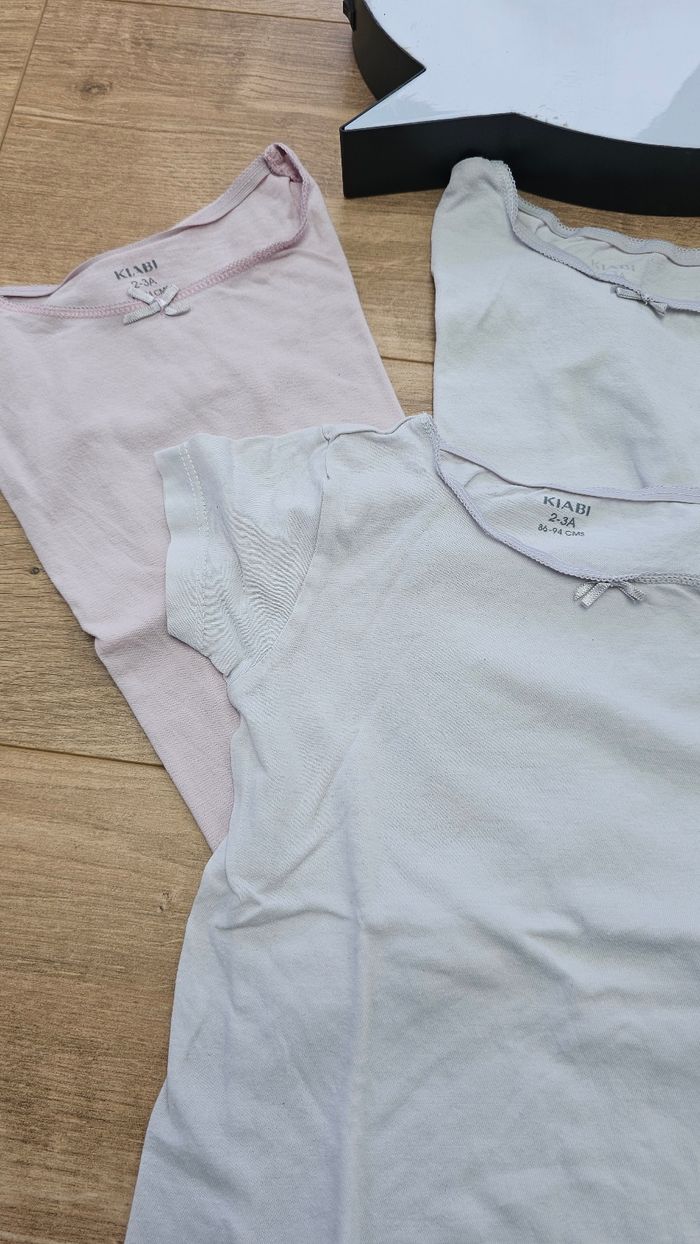Lot maillot de corps 2-3ans - photo numéro 2