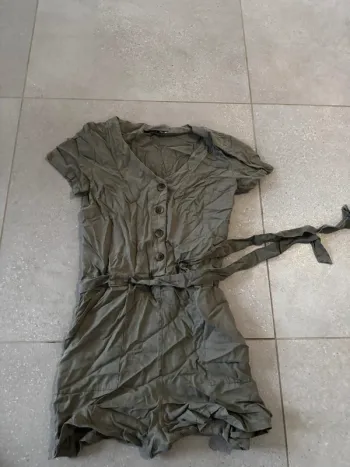 Combishort Etam kaki, taille 34,  très bon état