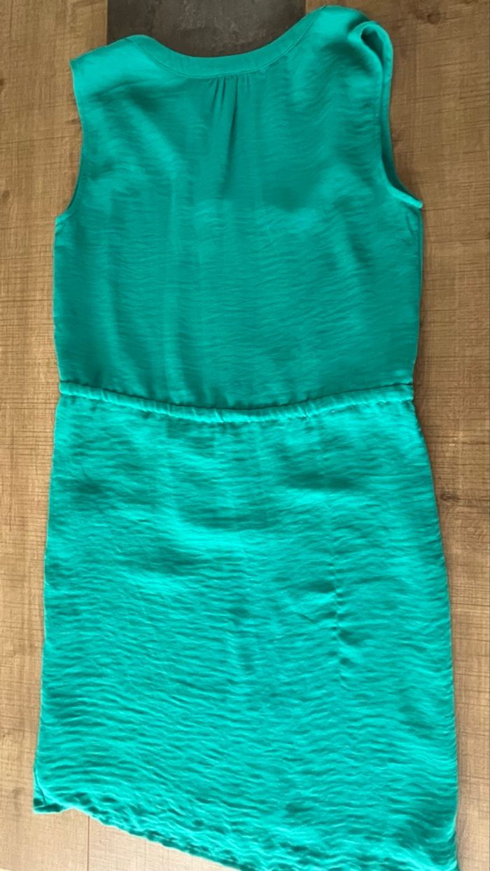 Robe verte - photo numéro 3