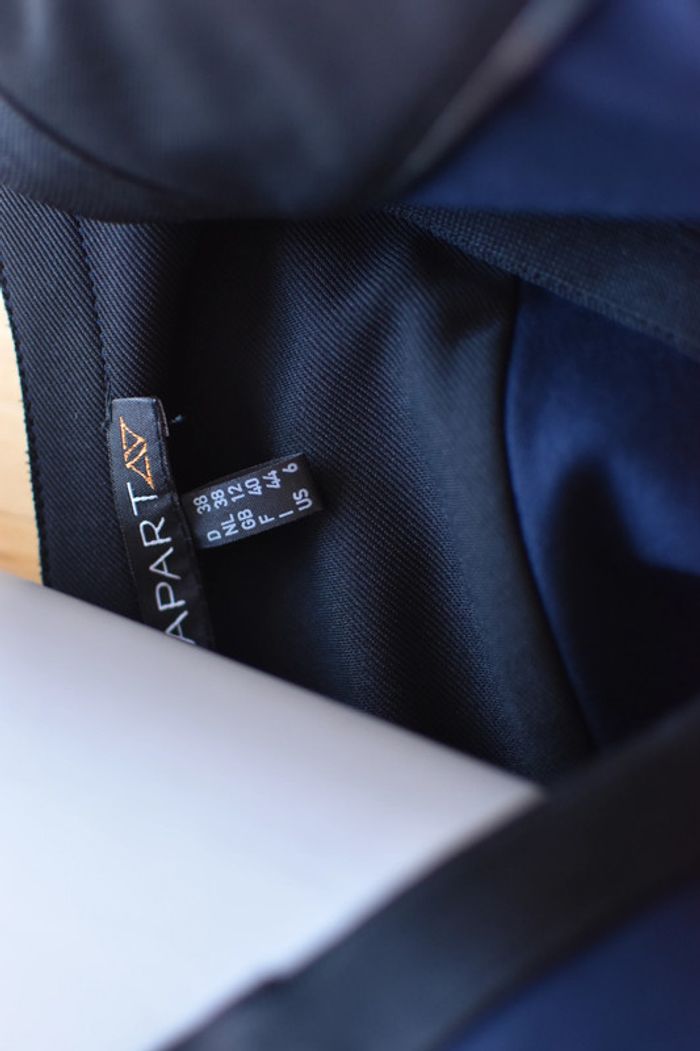 Robe Apart en taille 40 - Très bon état - photo numéro 8