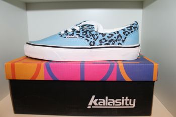 belle baskets basse bleu et noire 37