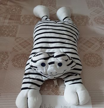 Doudou grenouille range Pyjama