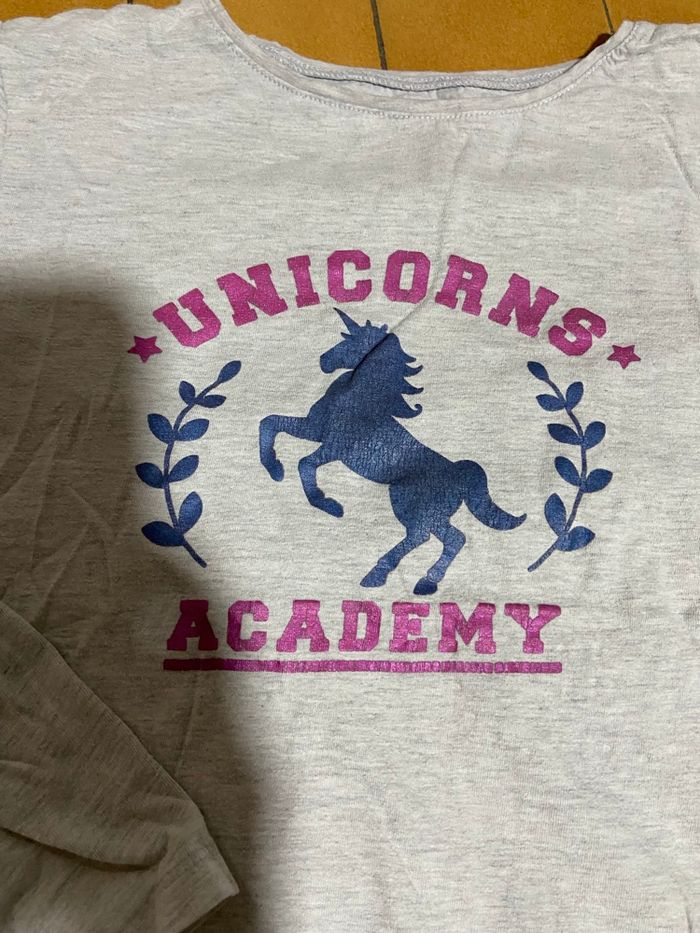 Tshirt ml gris à licorne 10 ans kiabi - photo numéro 2